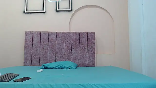 manuel rey online show from 09/13/25, 02:22