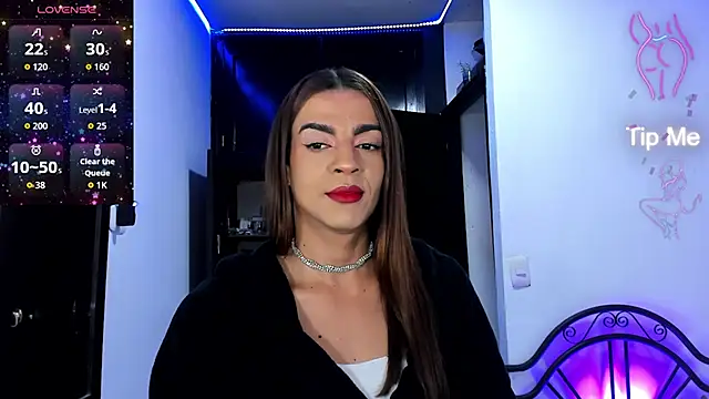 Snapshot of Dollcatalina chatting on 11/07/25, 03:06 Dollcatalina online show from 11/07/25, 03:06