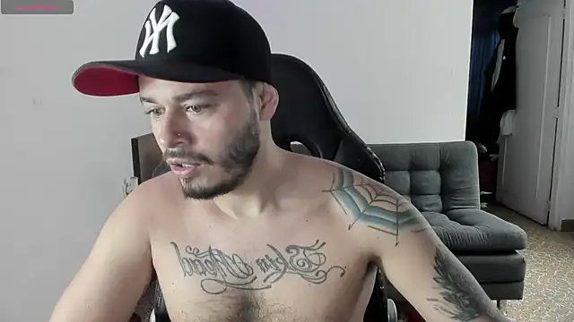 Snapshot of ragnar_lothbrok777 chatting on 09/19/25, 05:46 ragnar lothbrok777 online show from 09/19/25, 05:46