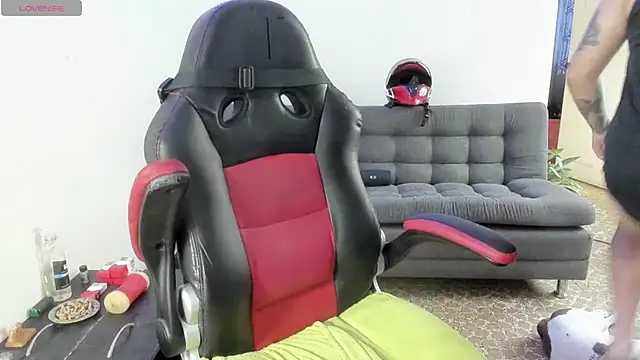 Snapshot of ragnar_lothbrok777 chatting on 10/09/25, 08:18 ragnar lothbrok777 online show from 10/09/25, 08:18