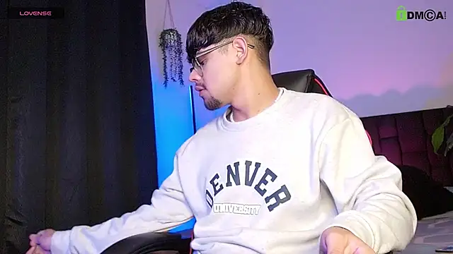 Snapshot of isaac-saenz chatting on 10/06/25, 11:02 isaac-saenz online show from 10/06/25, 11:02