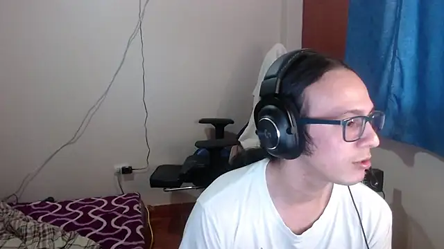 cholitohermoso online show from 03/12/25, 02:12