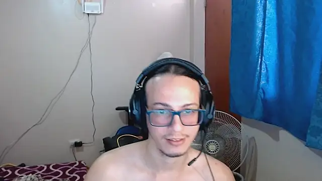 cholitohermoso online show from 03/21/25, 04:07