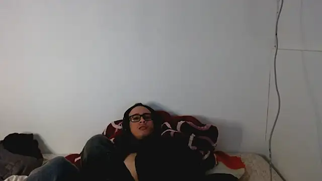 Snapshot of cholitohermoso chatting on 10/07/25, 02:03 cholitohermoso online show from 10/07/25, 02:03