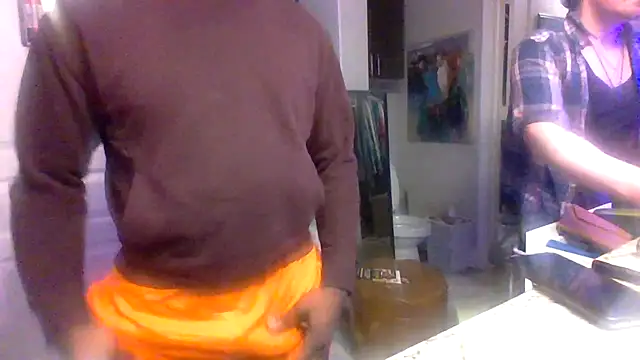 Snapshot of Sk00byJaXxX212 chatting on 02/25/25, 11:44 Sk00byJaXxX212 online show from 02/25/25, 11:44