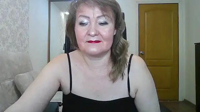 Victoria secrets  online show from 03/02/25, 11:50