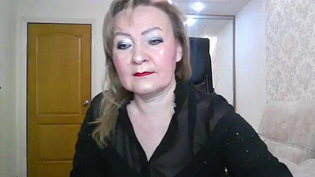 Snapshot of Victoria_secrets_ chatting on 11/06/25, 05:30 Victoria secrets online show from 11/06/25, 05:30