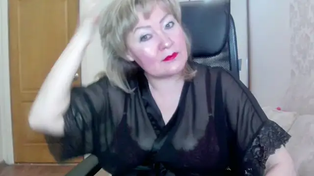 Victoria secrets  online show from 06/18/26, 04:46