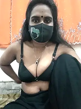 Snapshot of Mitila-3232 chatting on 02/16/25, 03:37 Mitila-3232 online show from 02/16/25, 03:37