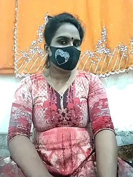 Snapshot of Mitila-3232 chatting on 02/24/25, 12:59 Mitila-3232 online show from 02/24/25, 12:59
