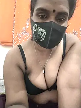 Snapshot of Mitila-3232 chatting on 02/28/25, 04:53 Mitila-3232 online show from 02/28/25, 04:53