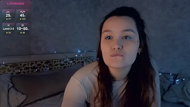 Snapshot of VeronaBlink chatting on 03/11/25, 03:12 VeronaBlink online show from 03/11/25, 03:12