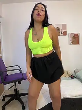 Snapshot of Katty_Sexyyy chatting on 02/13/25, 06:05 Katty Sexyyy online show from 02/13/25, 06:05