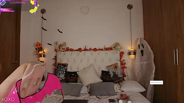 Julieta priv online show from 10/22/25, 02:17