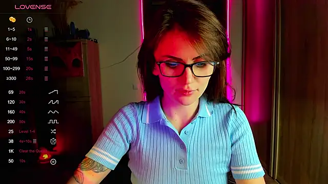Eva blaze online show from 03/01/25, 12:28