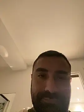 Snapshot of morfeoX chatting on 11/22/25, 07:24 morfeoX online show from 11/22/25, 07:24