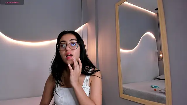 lucelly 15 online show from 10/05/25, 11:41