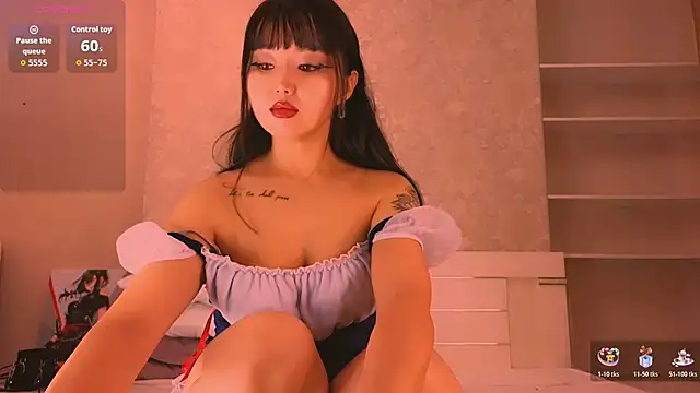 Demonic Angel  online show from 10/23/25, 10:03