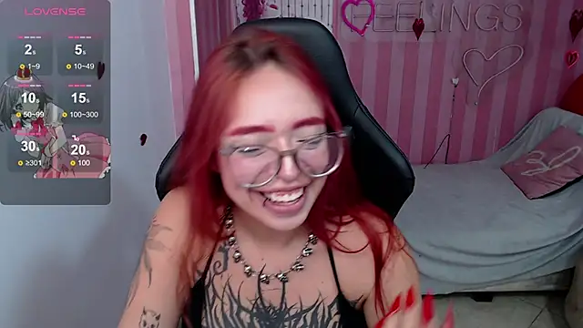 Snapshot of Anni_acker_b chatting on 03/08/25, 03:56 Anni acker b online show from 03/08/25, 03:56