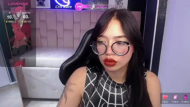 Snapshot of Anni_acker_b chatting on 09/12/25, 12:49 Anni acker b online show from 09/12/25, 12:49