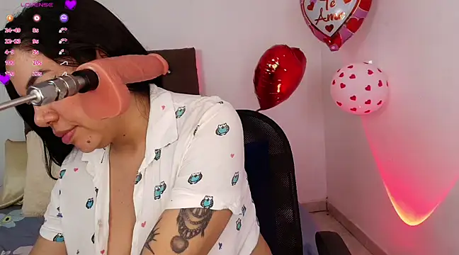 Snapshot of titqueenx chatting on 03/01/25, 09:15 titqueenx online show from 03/01/25, 09:15