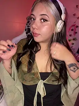  ivyginger online show from 06/12/26, 12:20