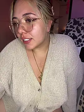  ivyginger online show from 08/04/26, 05:43