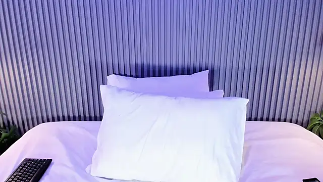 GabyFosterr online show from 09/28/25, 12:10