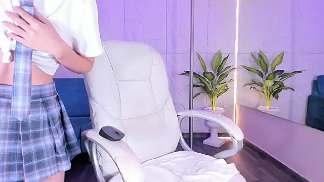 KittyLyne online show from 10/01/25, 05:02