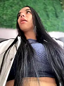 Snapshot of Naatalia chatting on 10/01/25, 02:12 Naatalia online show from 10/01/25, 02:12