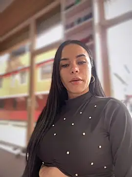 Snapshot of Naatalia chatting on 11/08/25, 05:34 Naatalia online show from 11/08/25, 05:34