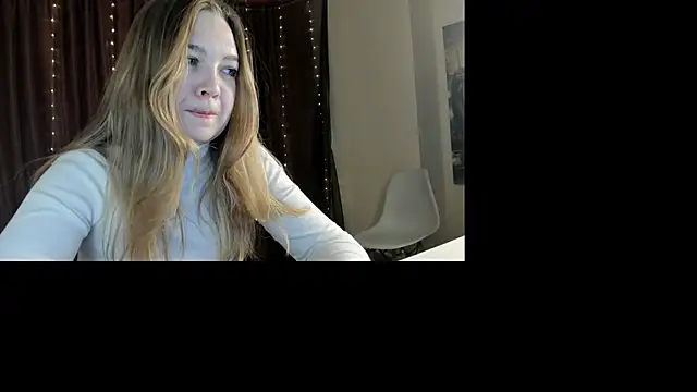 Snapshot of GeorginaCleverley chatting on 03/02/25, 09:10 GeorginaCleverley online show from 03/02/25, 09:10