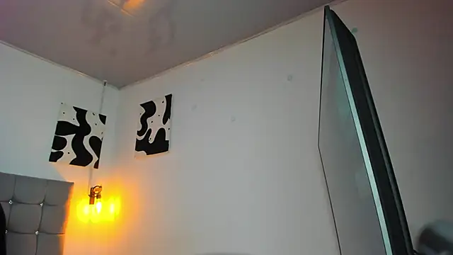 Zyo n Zafira online show from 03/03/25, 04:25