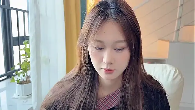 Snapshot of Cassie-20 chatting on 12/18/25, 02:39 Cassie-20 online show from 12/18/25, 02:39