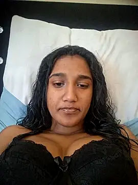 indianpink lips online show from 11/15/25, 11:40