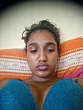 indianpink lips online show from 11/27/25, 08:16