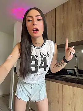 candycami19 online show from 06/19/26, 09:51