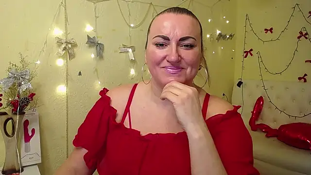 Snapshot of DianaMGG chatting on 01/19/26, 06:28 DianaMGG online show from 01/19/26, 06:28