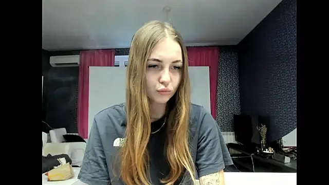 vikky s1 online show from 03/15/25, 03:27
