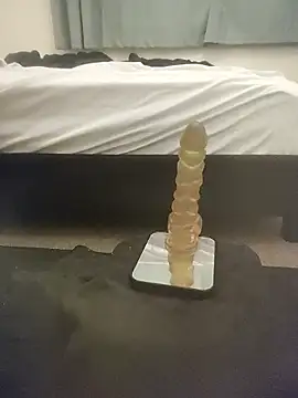 Snapshot of MystiqueRider chatting on 09/28/25, 11:15 MystiqueRider online show from 09/28/25, 11:15