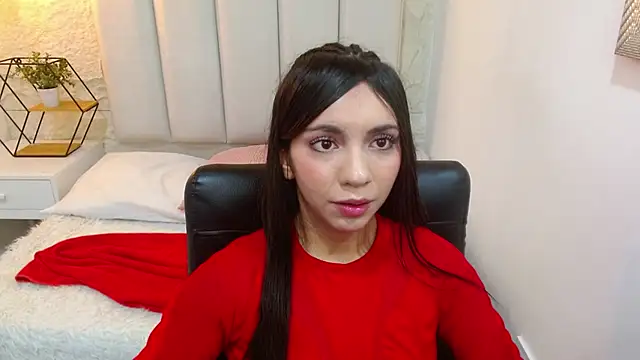 Snapshot of camilah_tk chatting on 05/14/26, 12:34 camilah tk online show from 05/14/26, 12:34