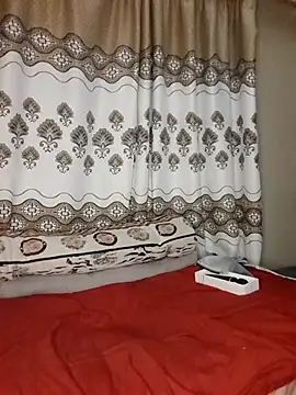 Karishma99  online show from 07/28/26, 06:53