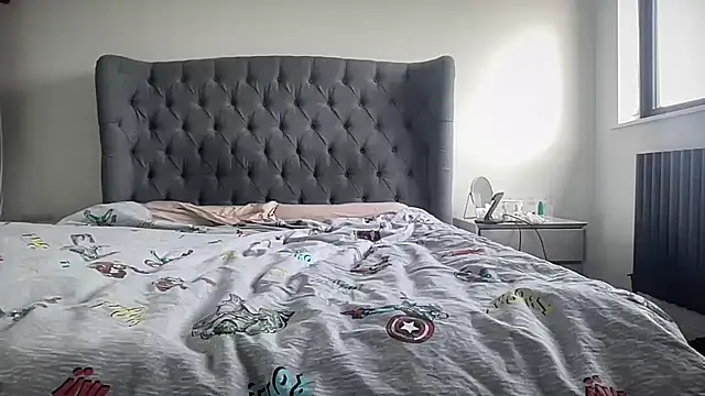 Snapshot of eatmypie69 chatting on 11/28/25, 09:34 eatmypie69 online show from 11/28/25, 09:34