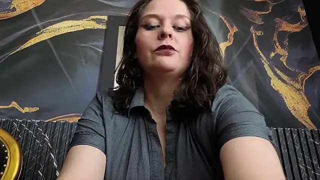 AmandaKovich online show from 10/16/25, 07:26