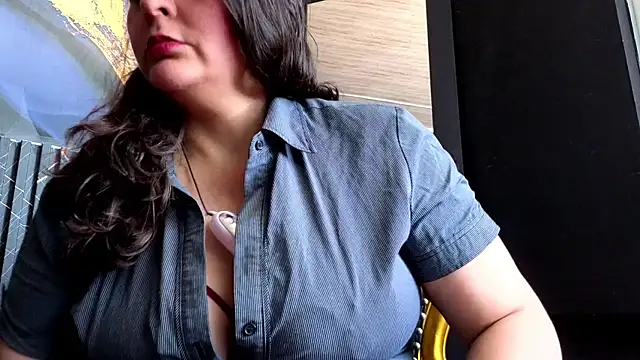 AmandaKovich online show from 07/14/26, 08:14