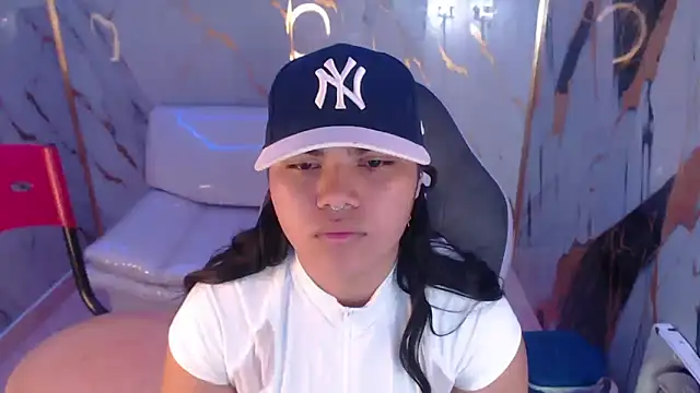 Snapshot of melany_rouse18 chatting on 10/08/25, 12:36 melany rouse18 online show from 10/08/25, 12:36