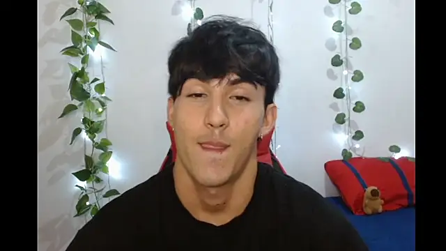 Snapshot of neithanzynxx chatting on 03/09/25, 07:37 neithanzynxx online show from 03/09/25, 07:37