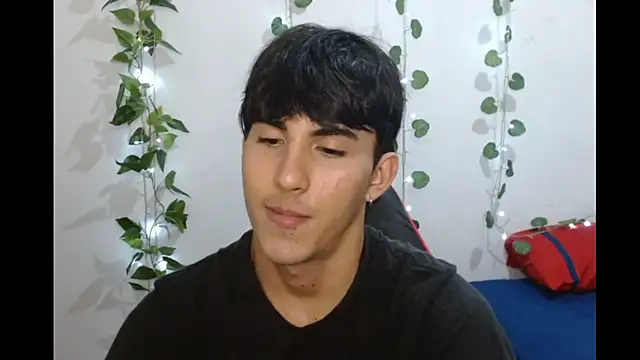 Snapshot of neithanzynxx chatting on 03/11/25, 07:25 neithanzynxx online show from 03/11/25, 07:25