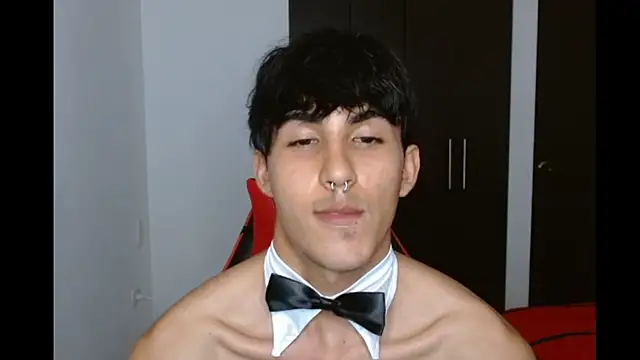 Snapshot of neithanzynxx chatting on 03/14/25, 07:44 neithanzynxx online show from 03/14/25, 07:44