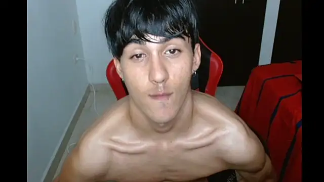 Snapshot of neithanzynxx chatting on 03/16/25, 10:53 neithanzynxx online show from 03/16/25, 10:53